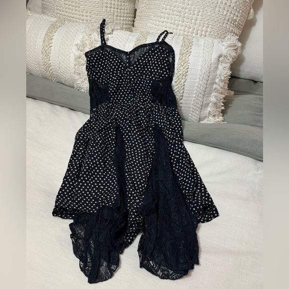 Catch Me | Navy Blue and White Flower Polka Dotted Summer Dress | Medium - Picture 11 of 11